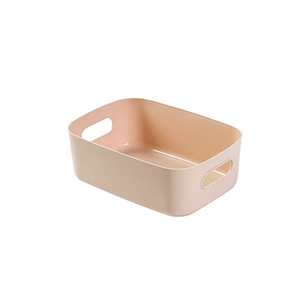 Organisateur panier de placard beige sur fond blanc