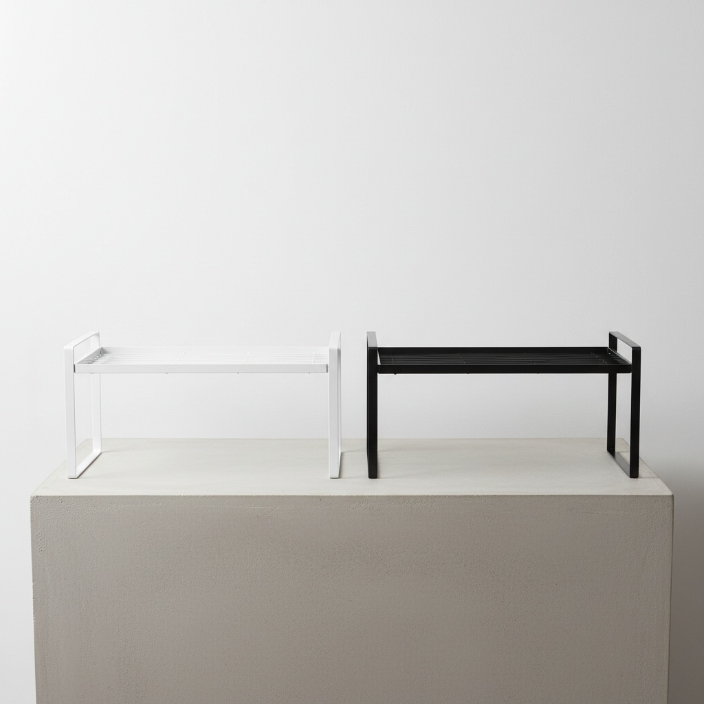 Rangement placard cuisine blanc et noir